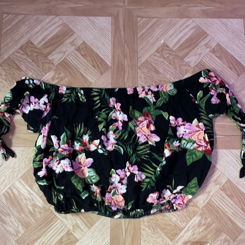 off the shoulder, cropped floral print shirt